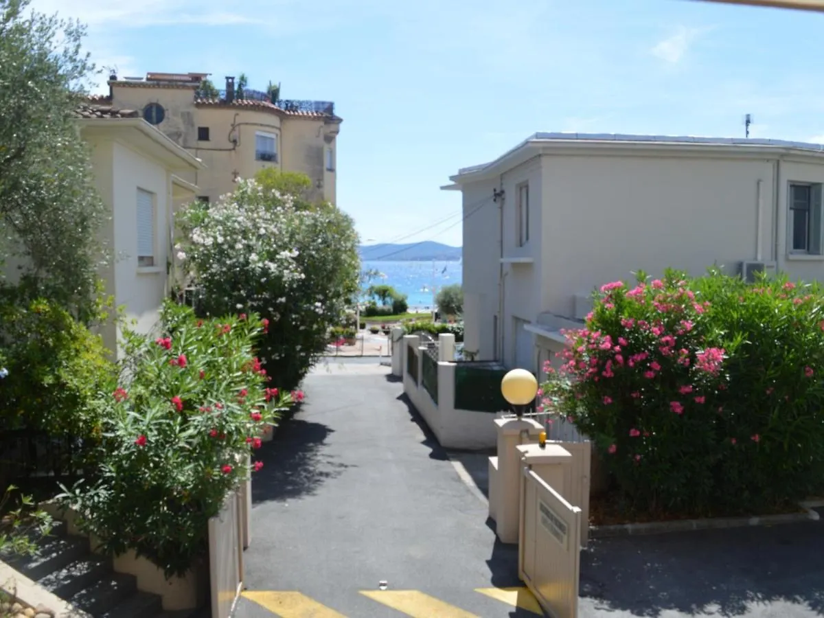 Studio Clim. Proche Plage, Commerces & Gare Avec Wifi, Parking En Option - Fr-1-466A-15 Saint-Raphael